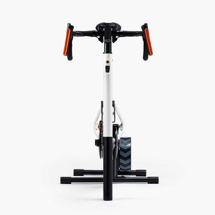Zwift Ride & Wahoo KICKR CORE 2 – Indoor-Cycling-Bike für Zwift